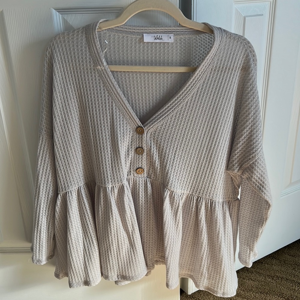 Grey peplum top